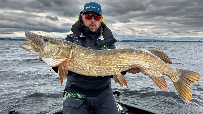 Guidage de pêche en irlande brochet